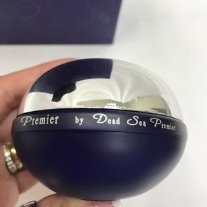 Premier by Dead Sea Redefining Facial peeling mask